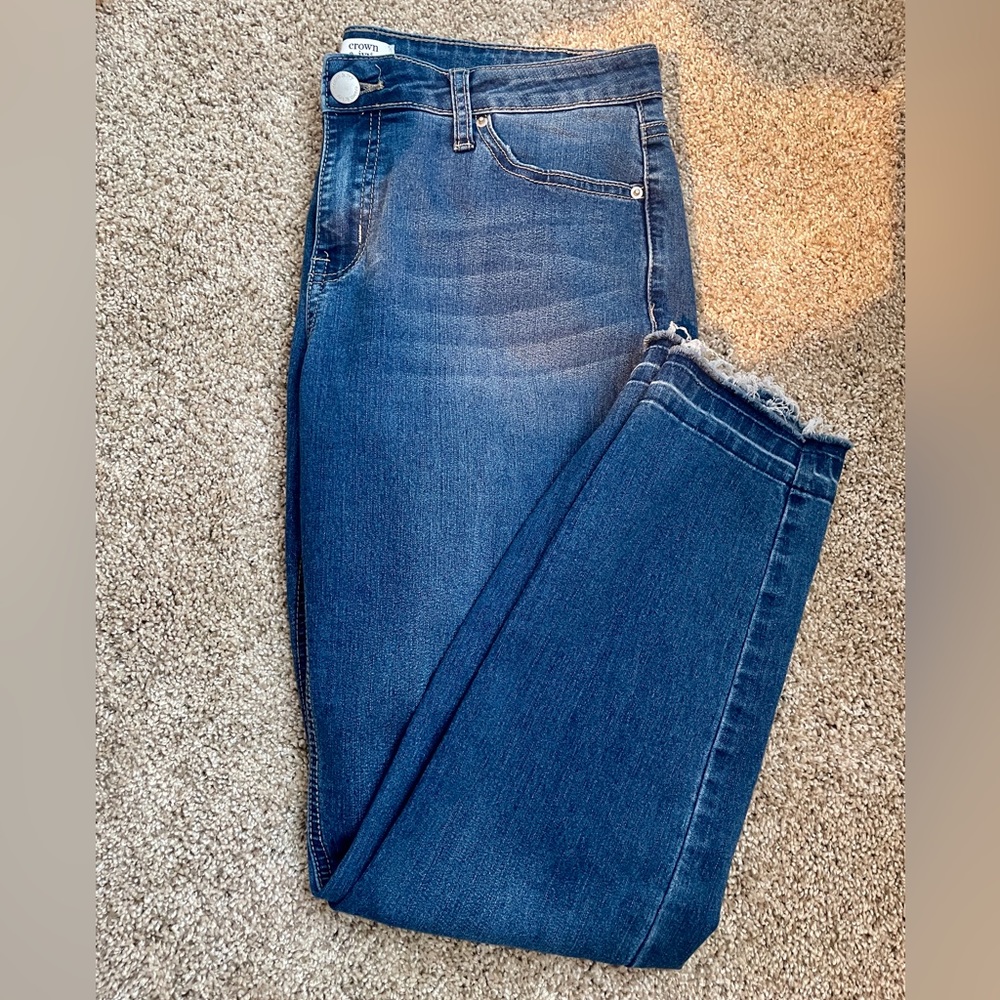 Crown & Ivy Frayed Hem Jeans